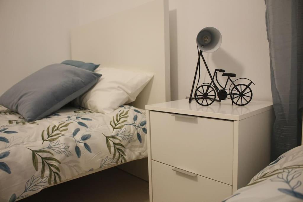 גרנדה Taracea Suites Plaza Nueva מראה חיצוני תמונה